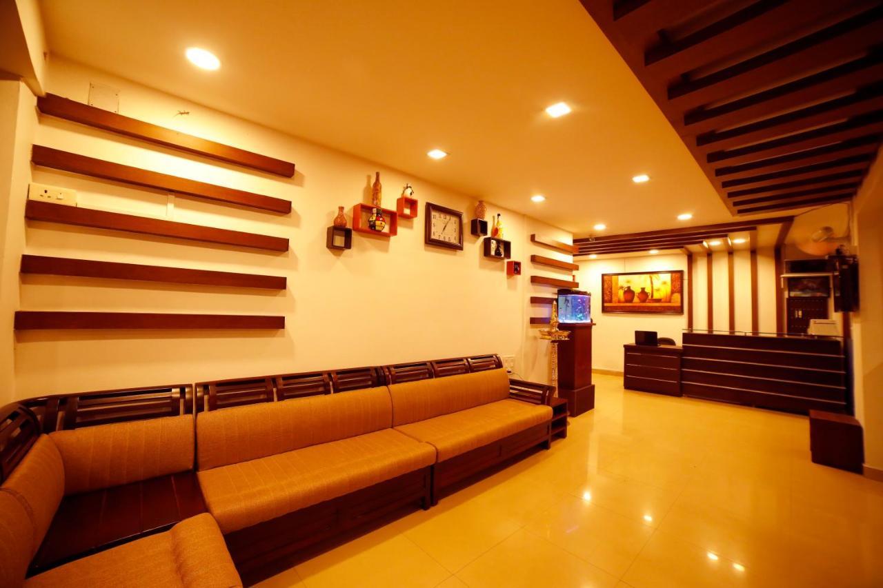 Kairali Tourist Home Guruvāyūr 外观 照片